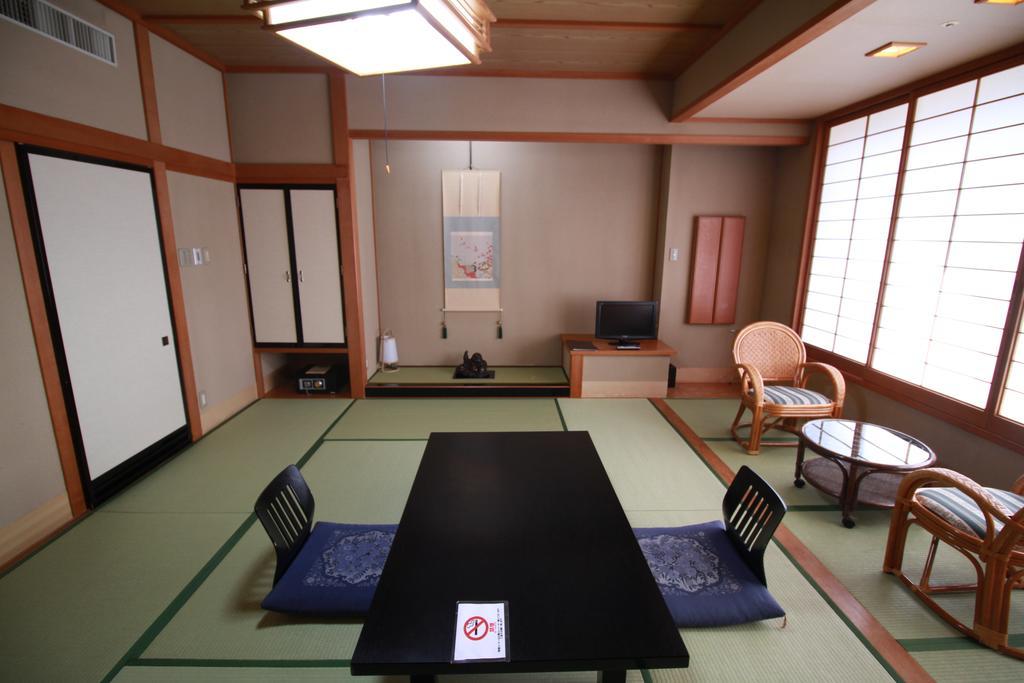 Osake No Oyado Kisen Hotel Kurobe Ngoại thất bức ảnh